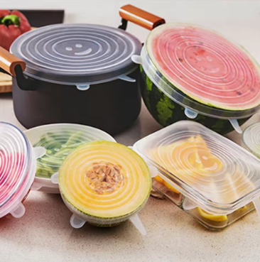 Silicone Stretch Lid in use